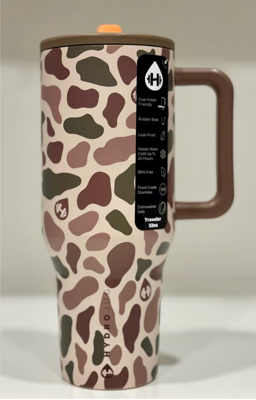 Customer review — Duck Camo Traveler — studio shot