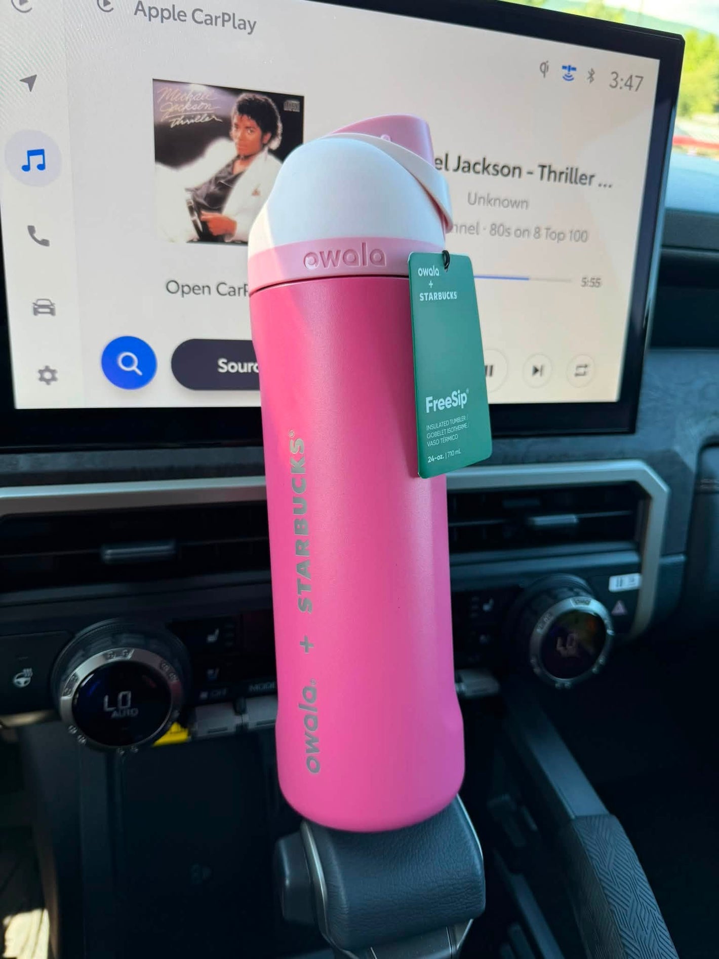 owala-sbx-review-3-carplay