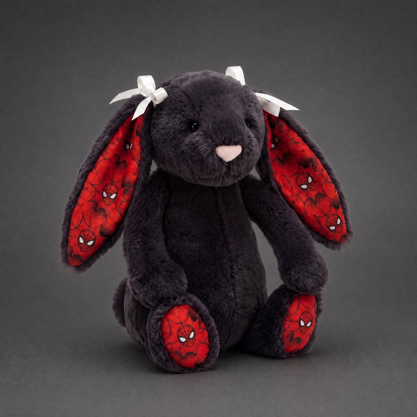 Peter Bunny Plush — detail 2