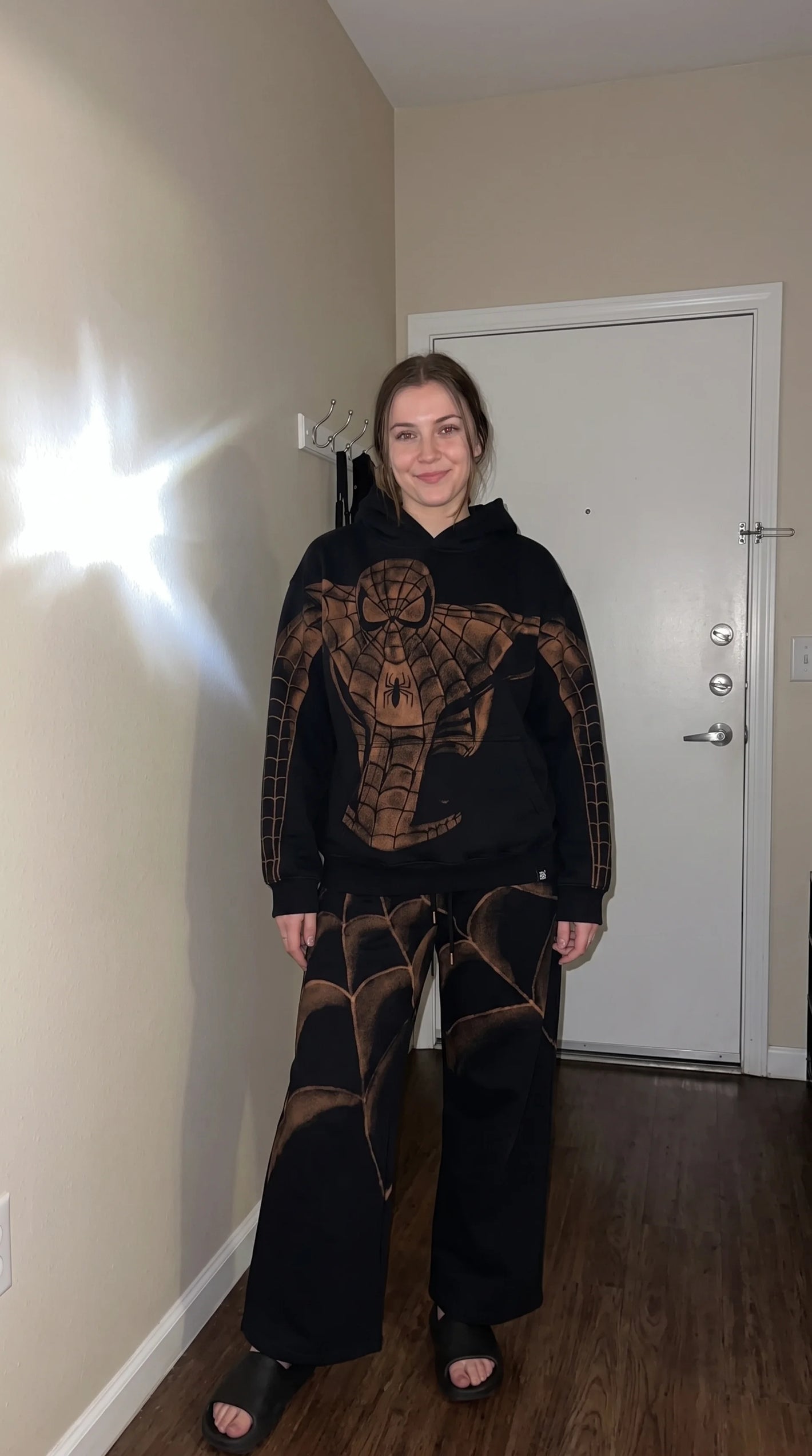 spider-hoodie-rev-1.webp