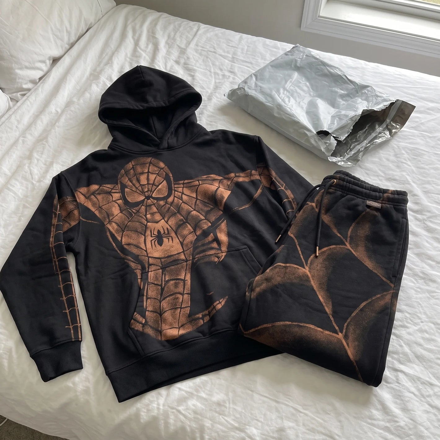 spider-hoodie-rev-3.webp